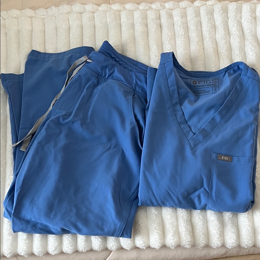 Figs Women's Blue Scrub Top
